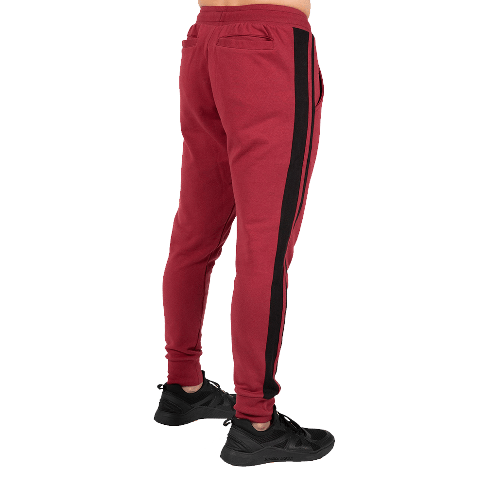 Красные штаны Banks Oversized Pants от Gorilla Wear