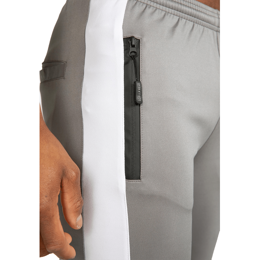 Серые шорты Benton Track Shorts от Gorilla Wear