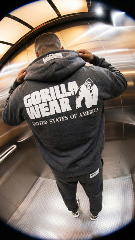 New arrivals.New Drop - Classic zipped Grey